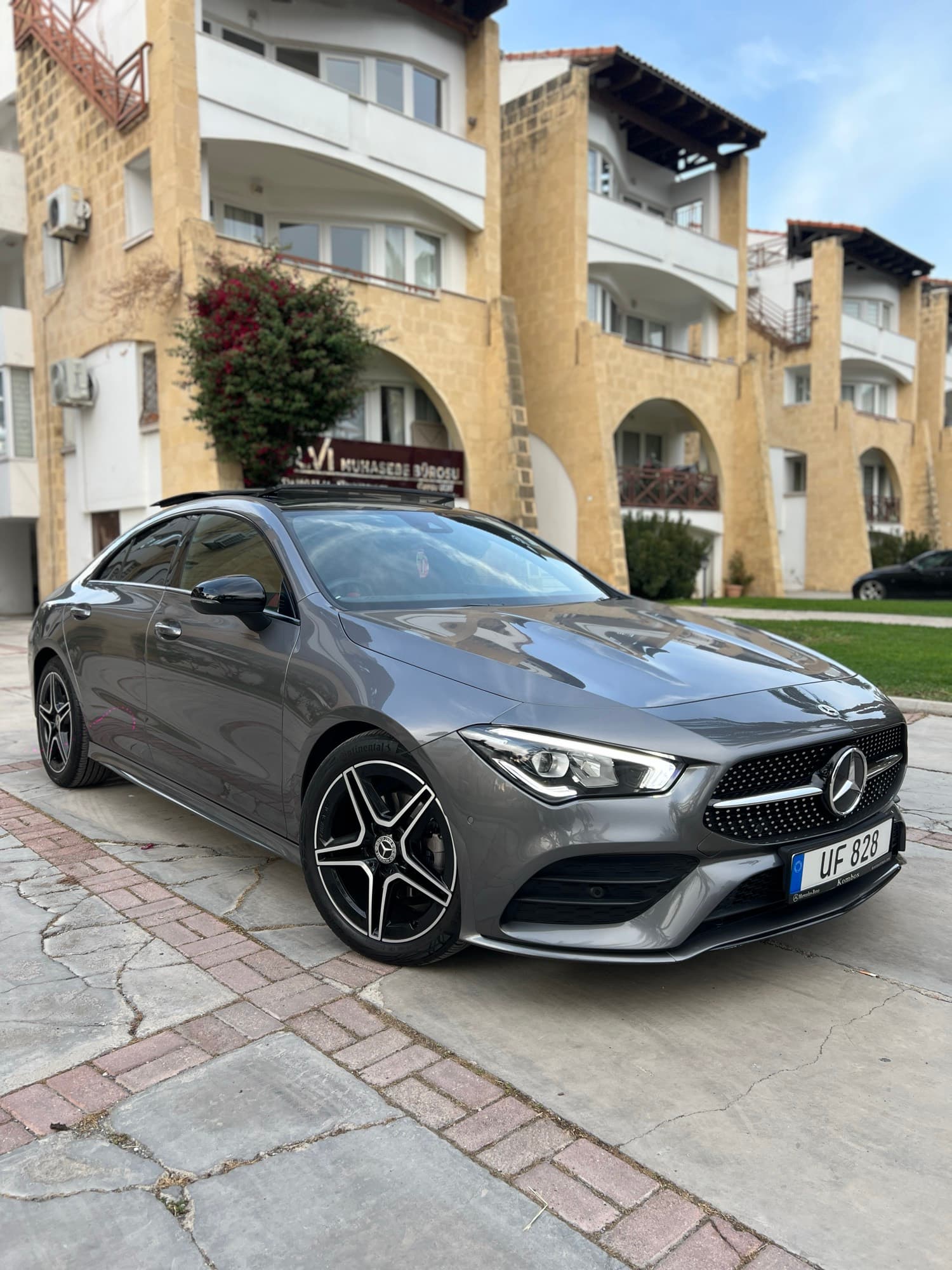 2022 Mercedes-Benz CLA 180