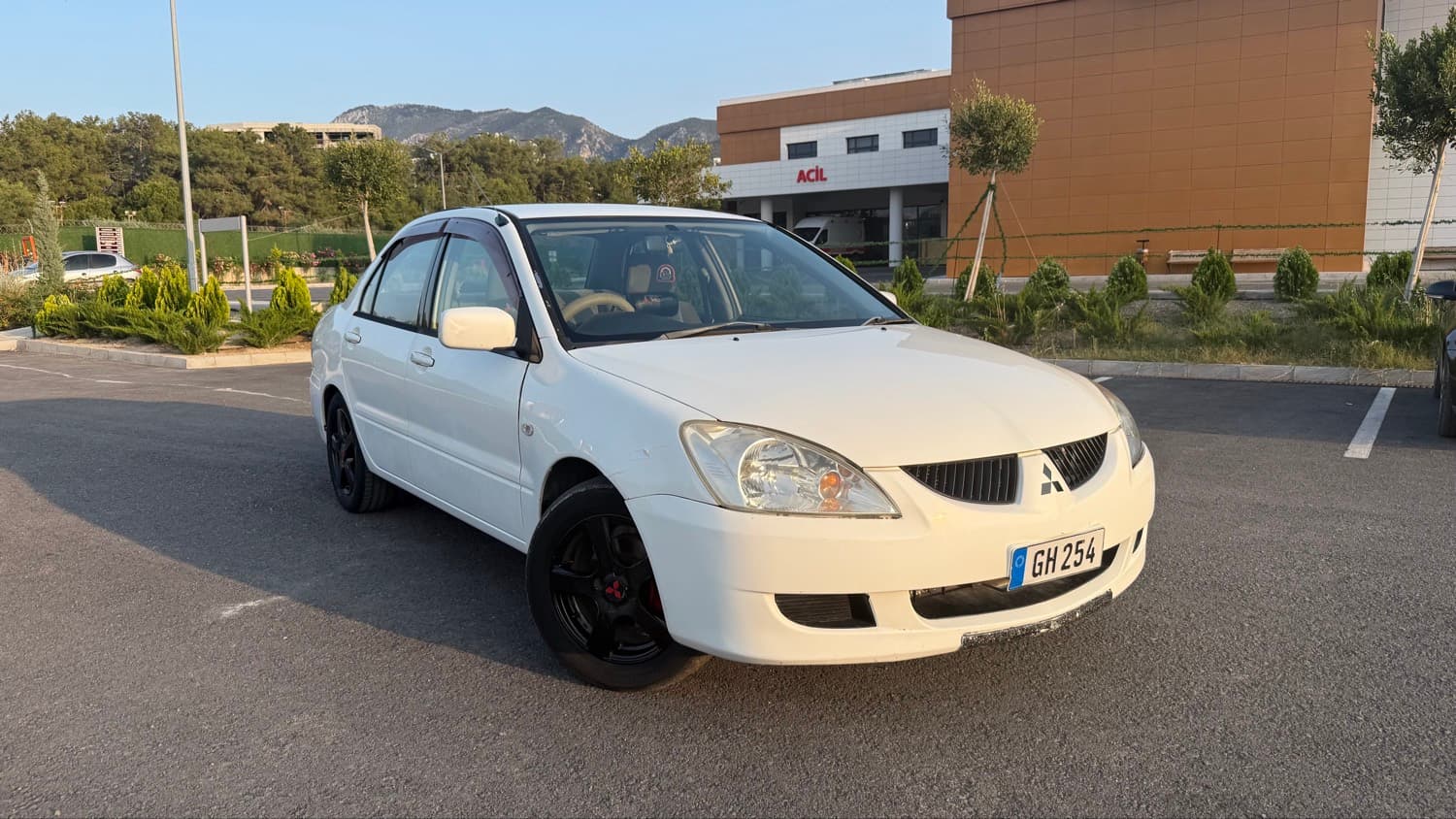 2003 Mitsubishi Lancer