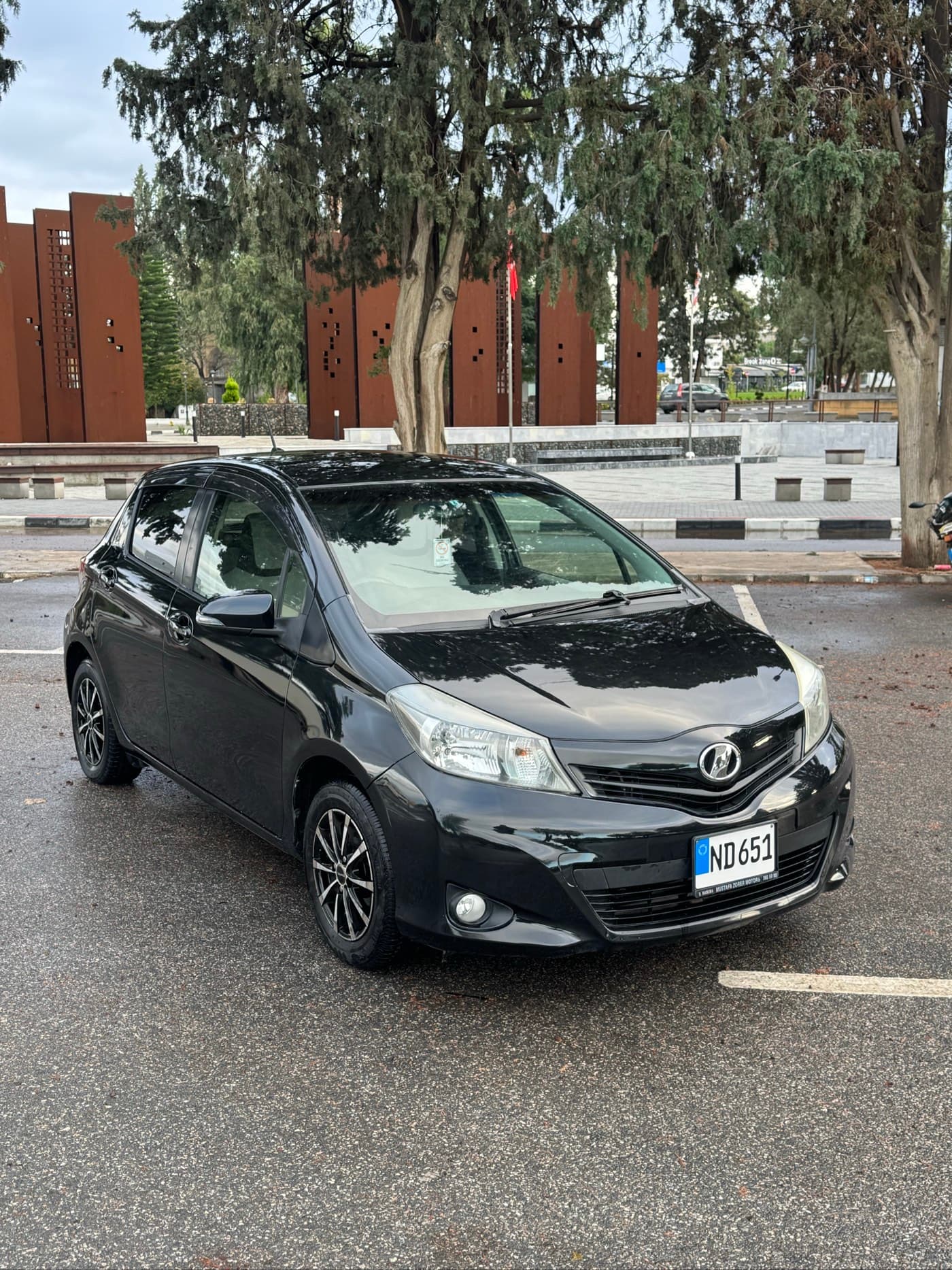2012 Toyota Vitz
