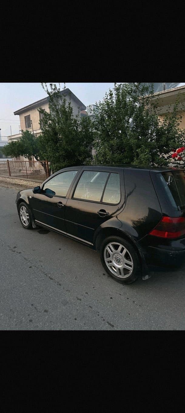 2000 Volkswagen Golf