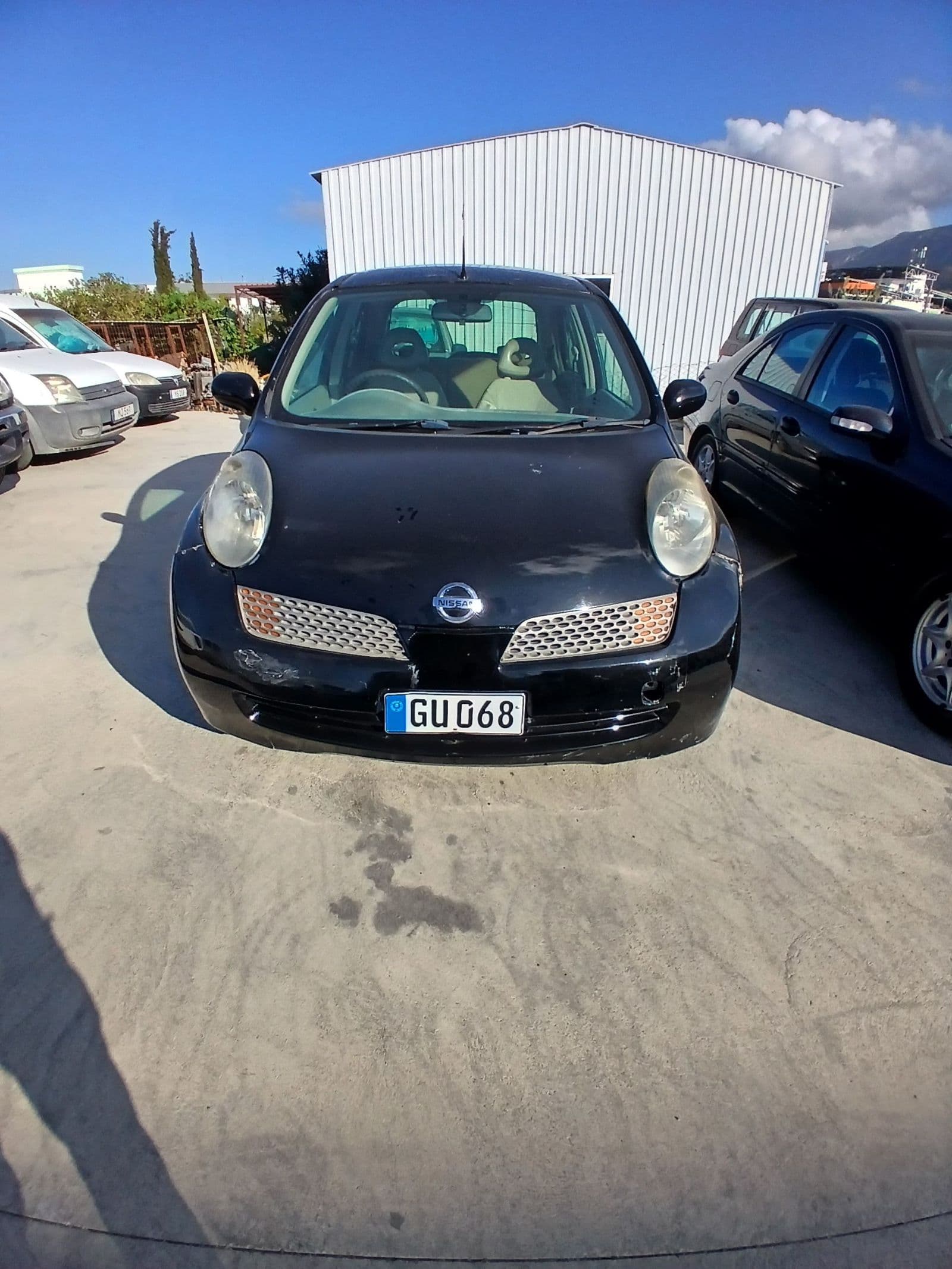 2002 Nissan March