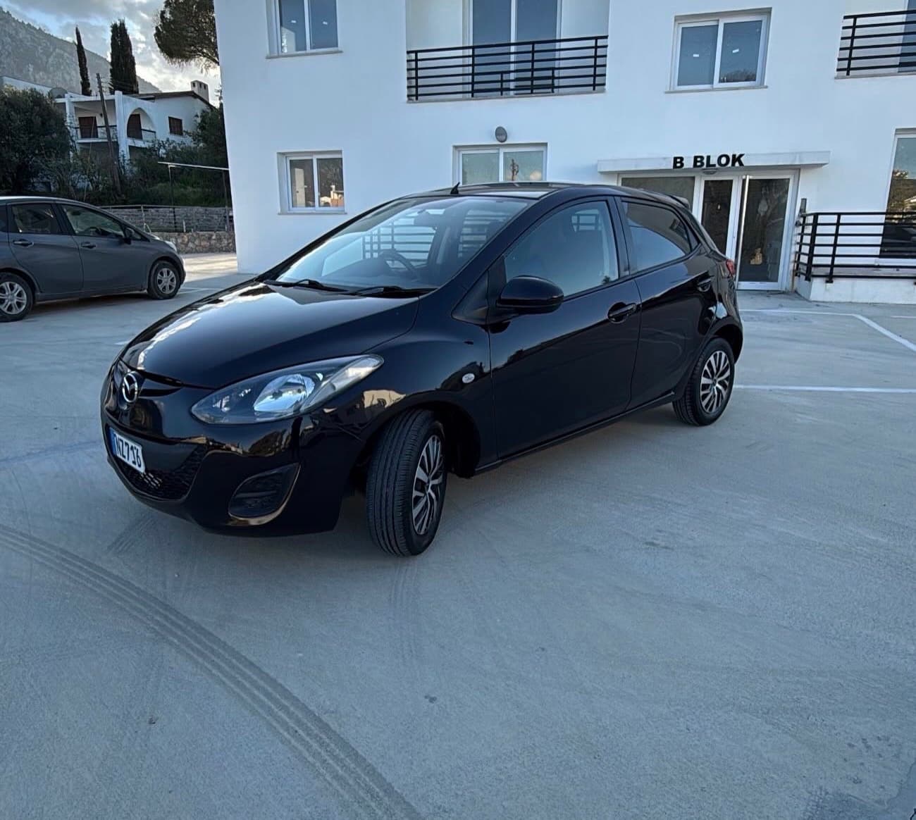 2012 Mazda Demio