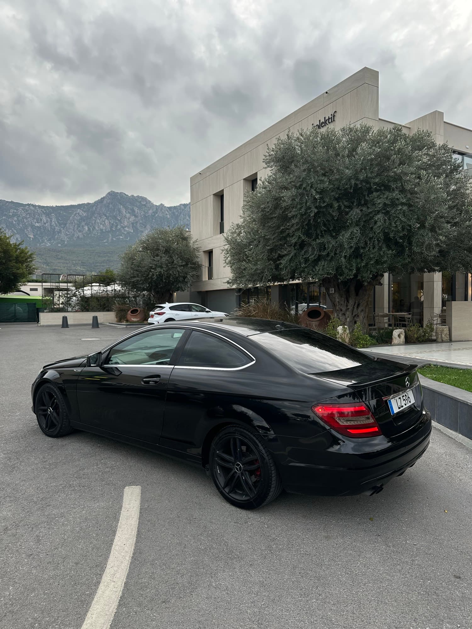 2012 Mercedes-Benz C 180 Coupe
