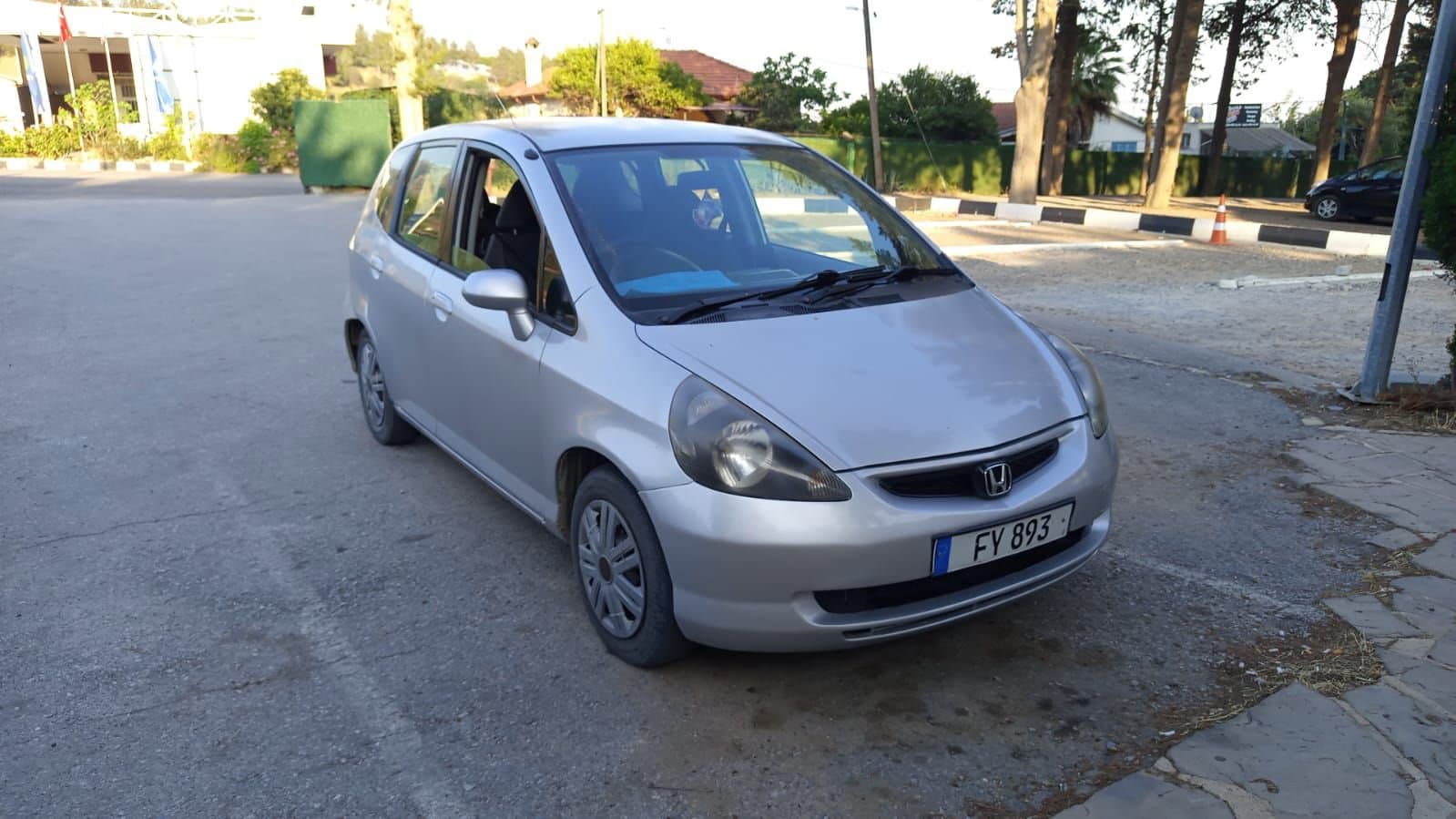 2004 Honda Fit