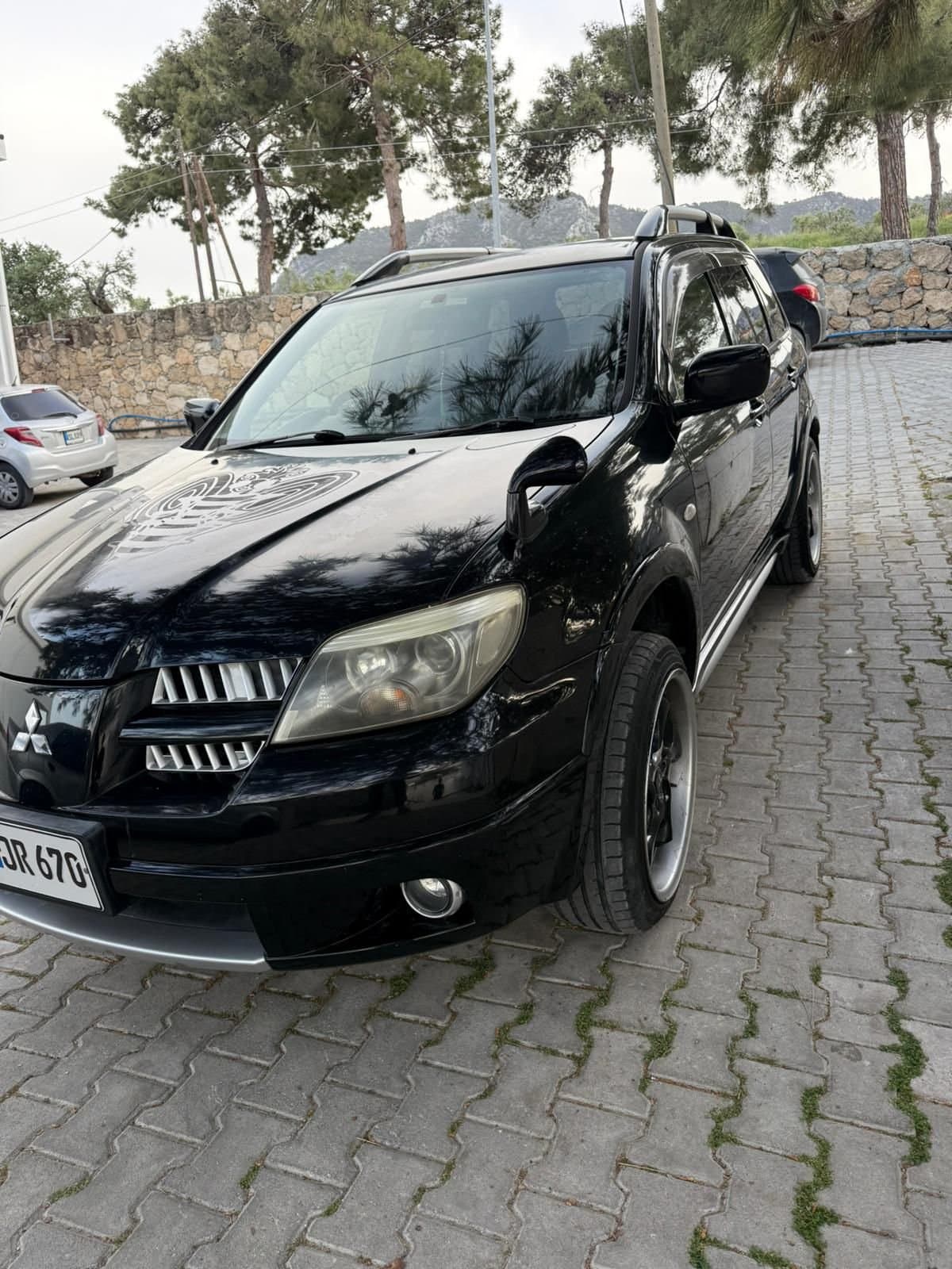 2003 Mitsubishi Outlander
