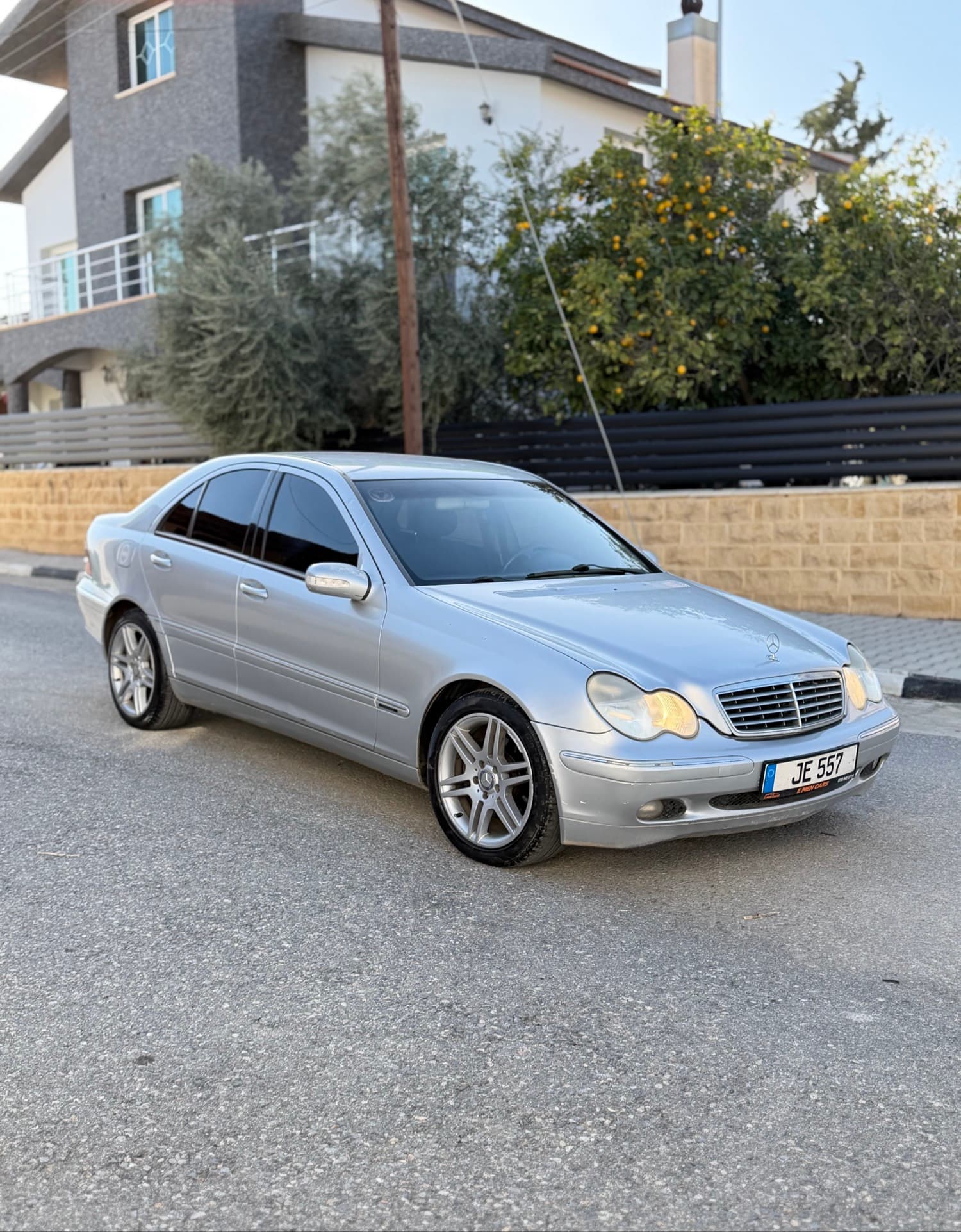 2004 Mercedes-Benz C 270