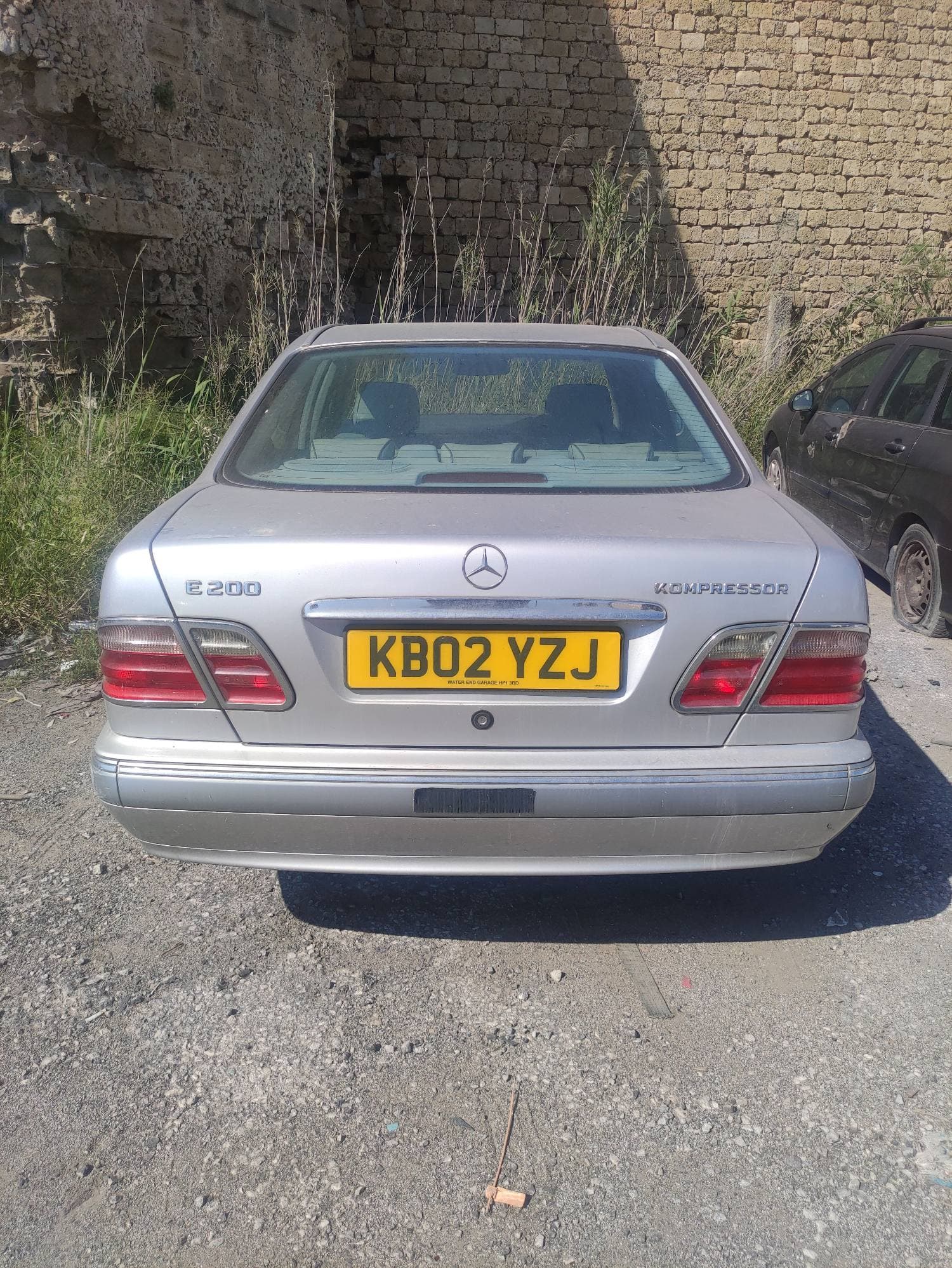 2002 Mercedes-Benz E 200