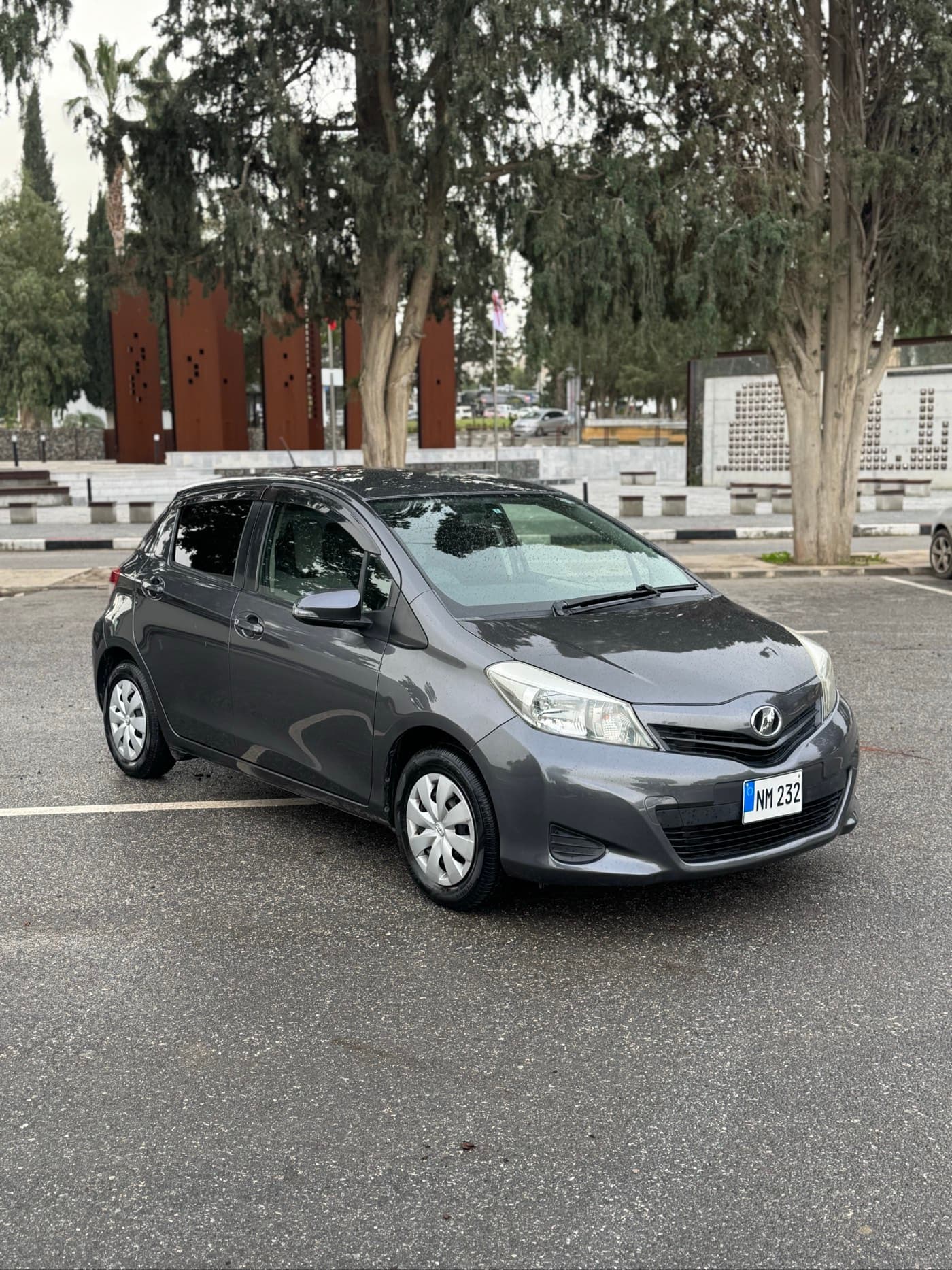 2012 Toyota Vitz