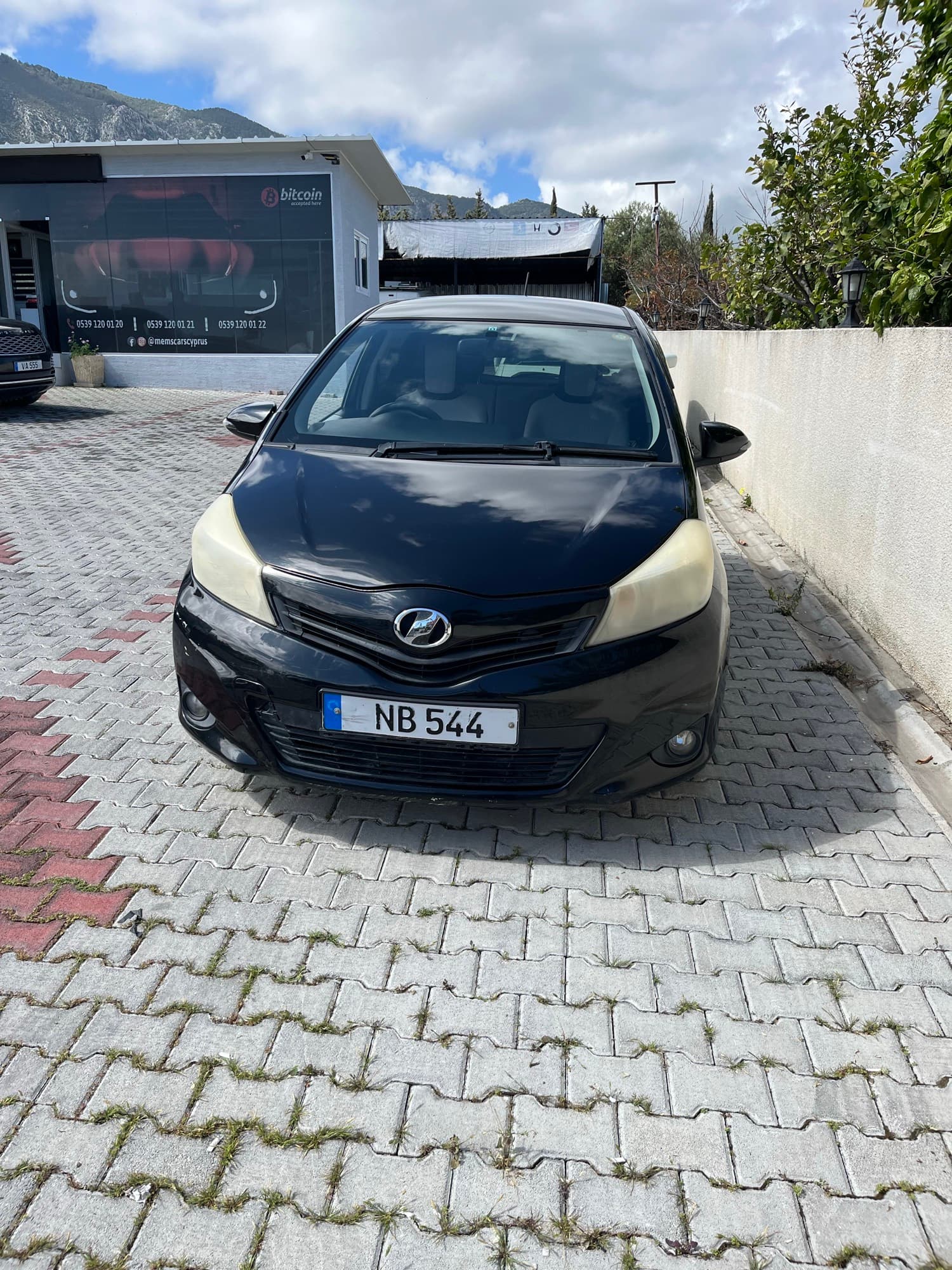 2012 Toyota Vitz