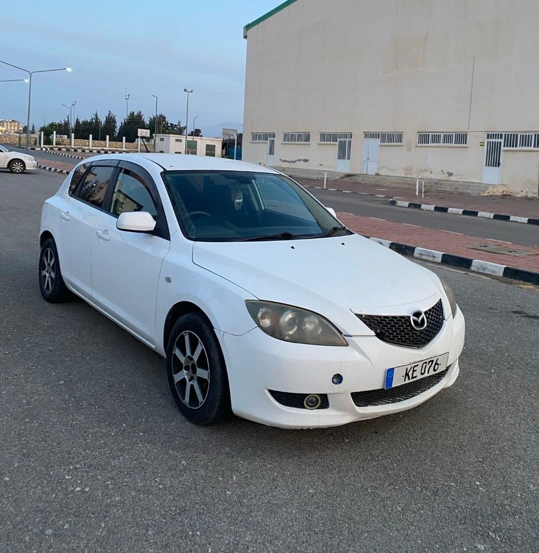 2005 Mazda Axela