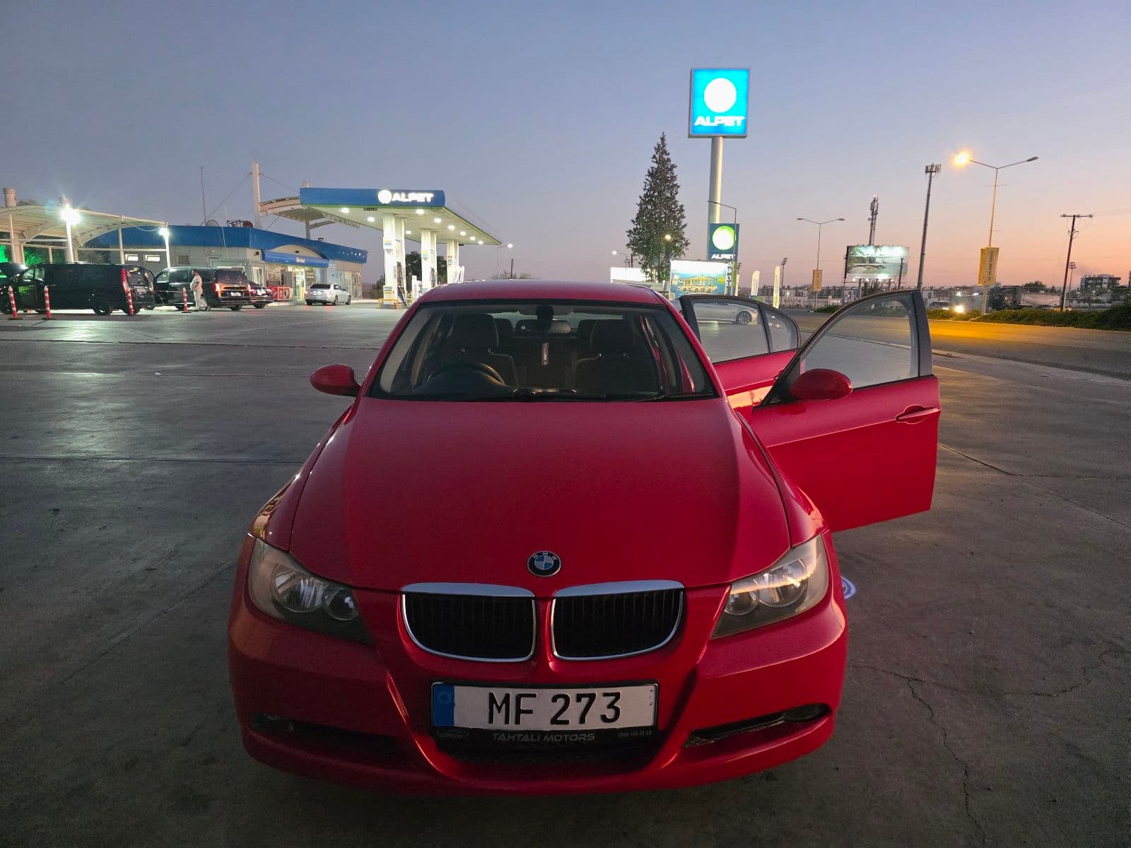 2006 BMW 318i